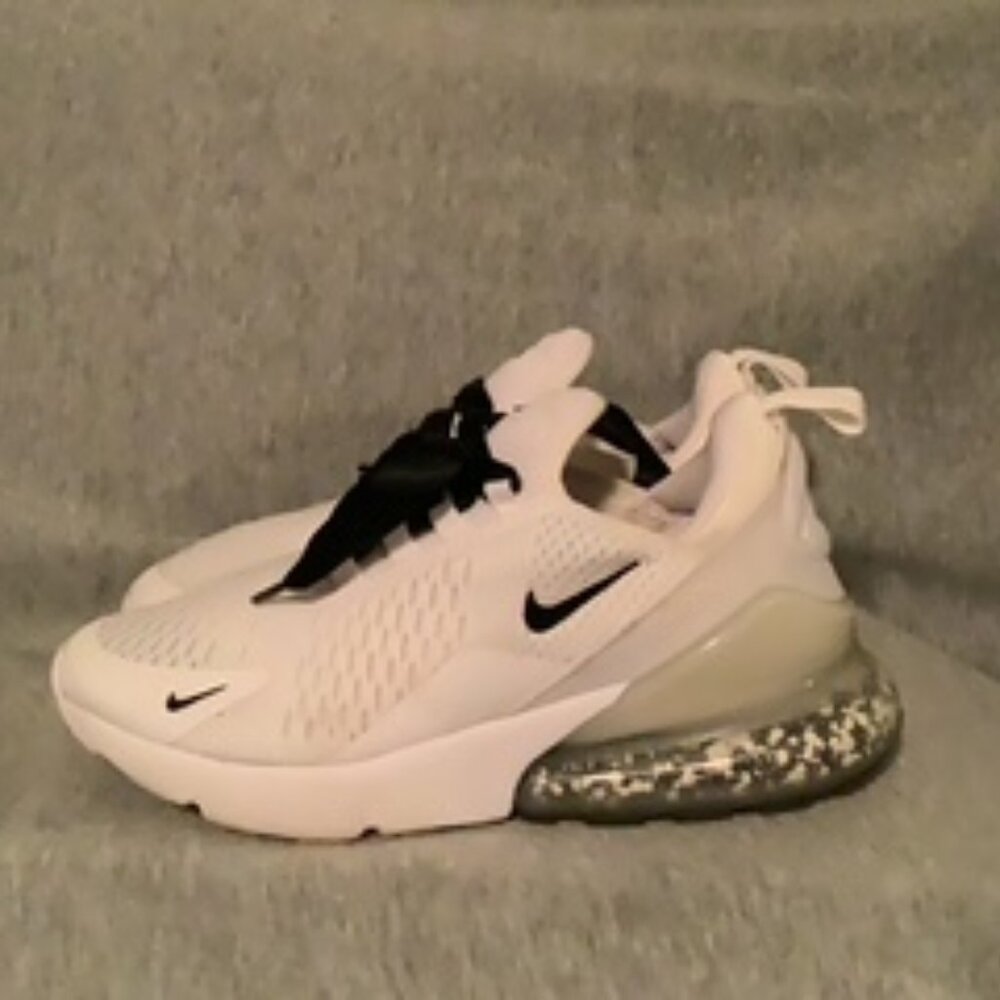 NIKE 270 SNEAKERS